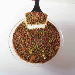 كنافة سبيشل بالقشطة